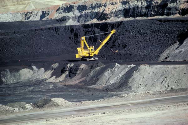 Coal_mine_Wyoming_JPMC.jpg
