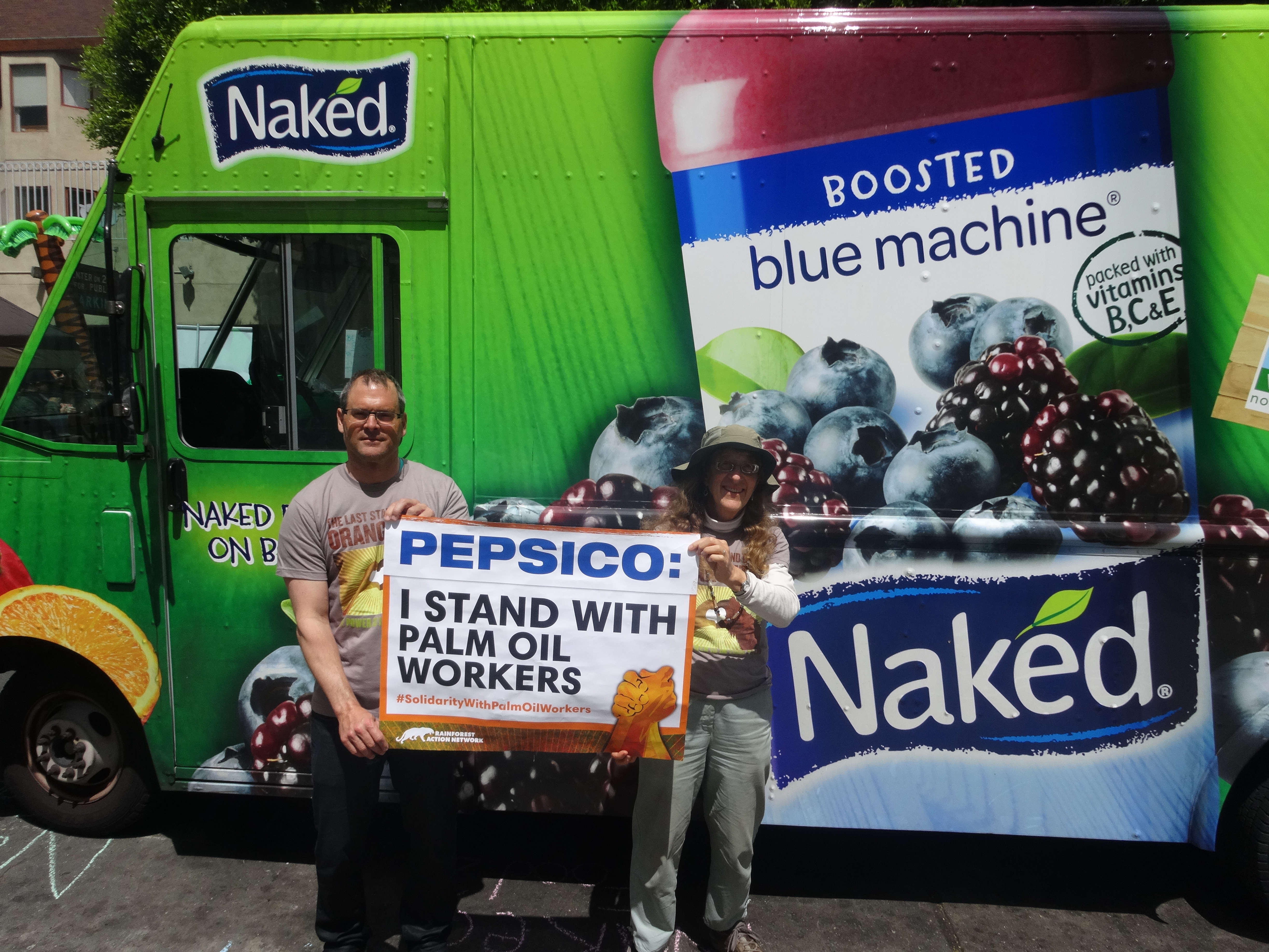 SF_Earth_Day_Naked_Juice_(2).JPG