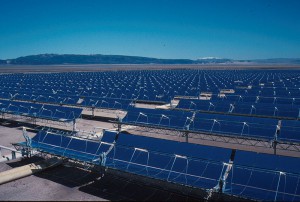 800px-Solar_Plant_kl